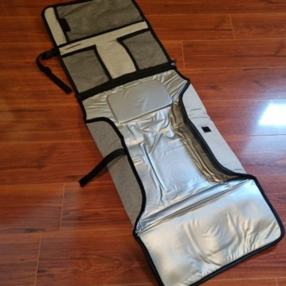Bermunavy Baby Changing Pad - Picture 10 of 13